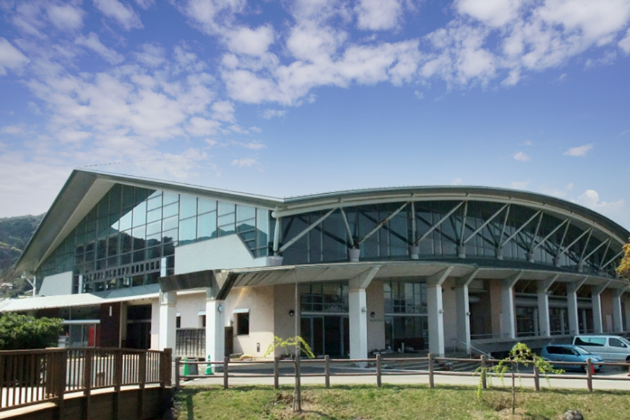 森山スポーツ交流館