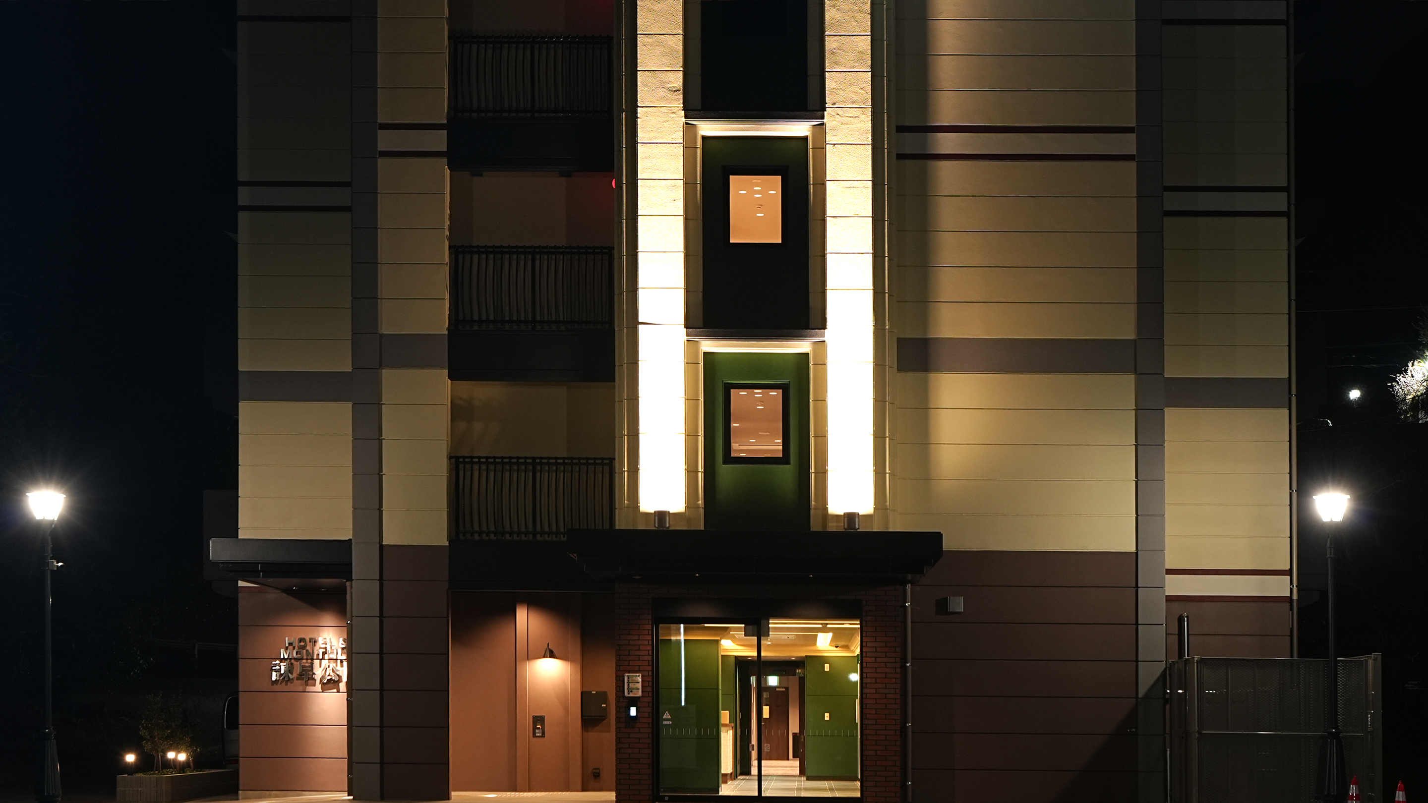 ホテル＆マンスリー諫早公園